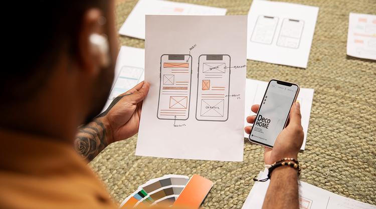 What is difference between UI and UX Design